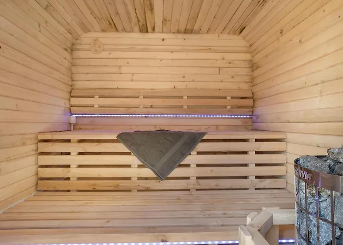 Gorgeous In With Sauna